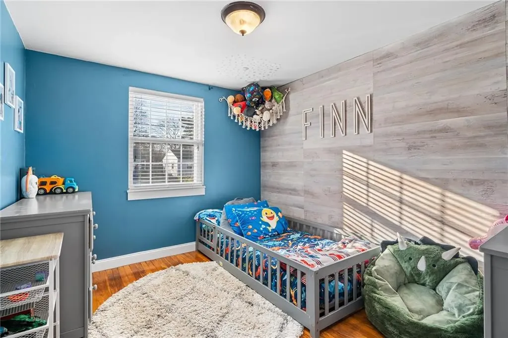 64 Claypool Drive Warwick RI 02886