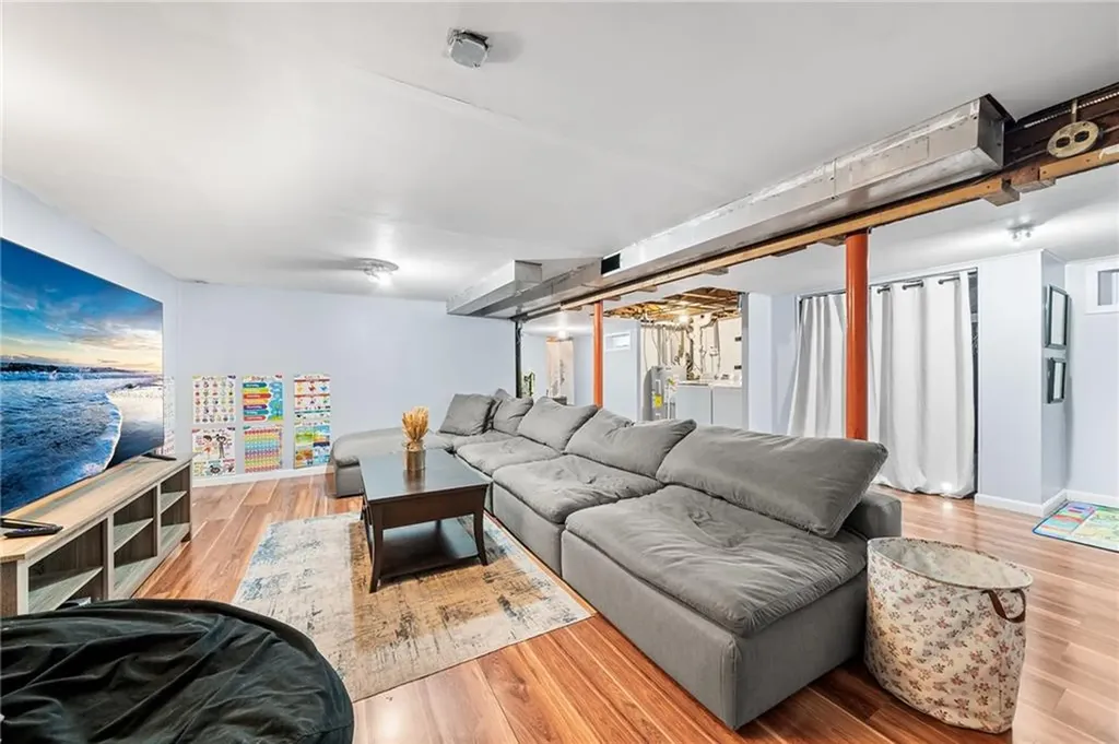 64 Claypool Drive Warwick RI 02886