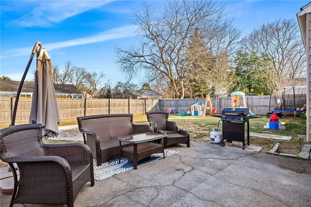 64 Claypool Drive Warwick RI 02886