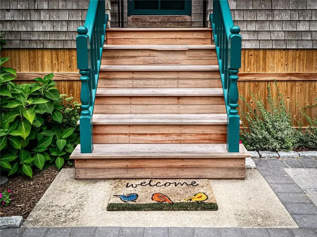 21 Annandale Terrace Newport RI 02840