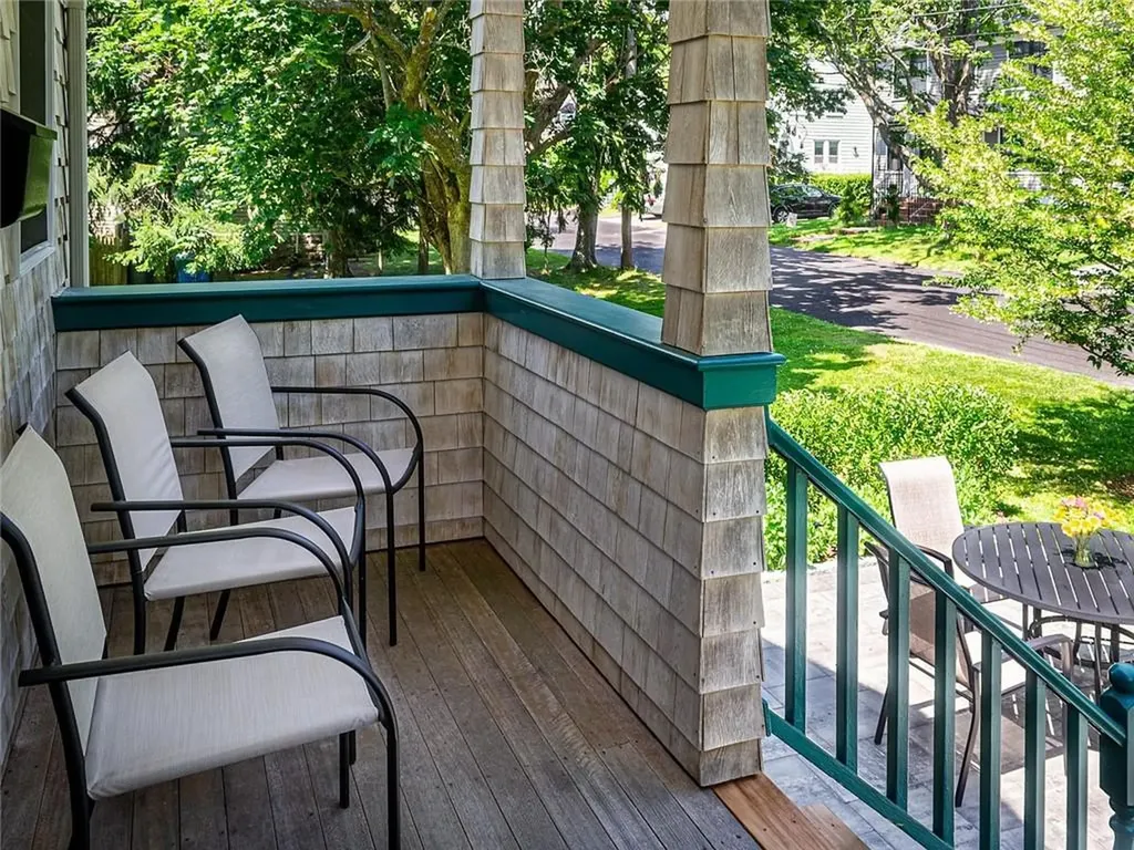 21 Annandale Terrace Newport RI 02840