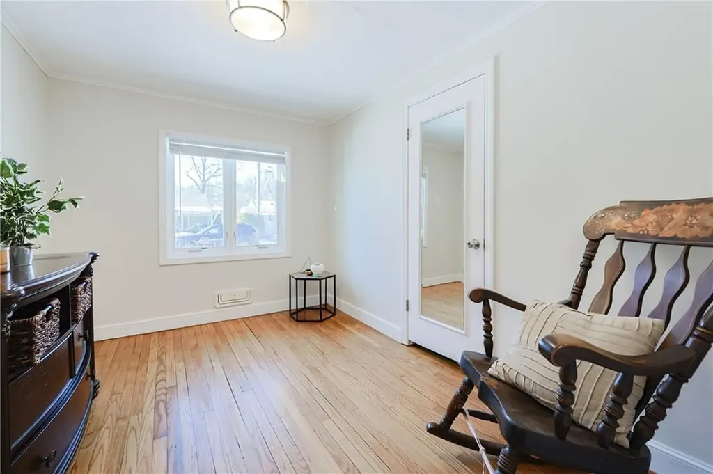 16 Joy Street Barrington RI 02806