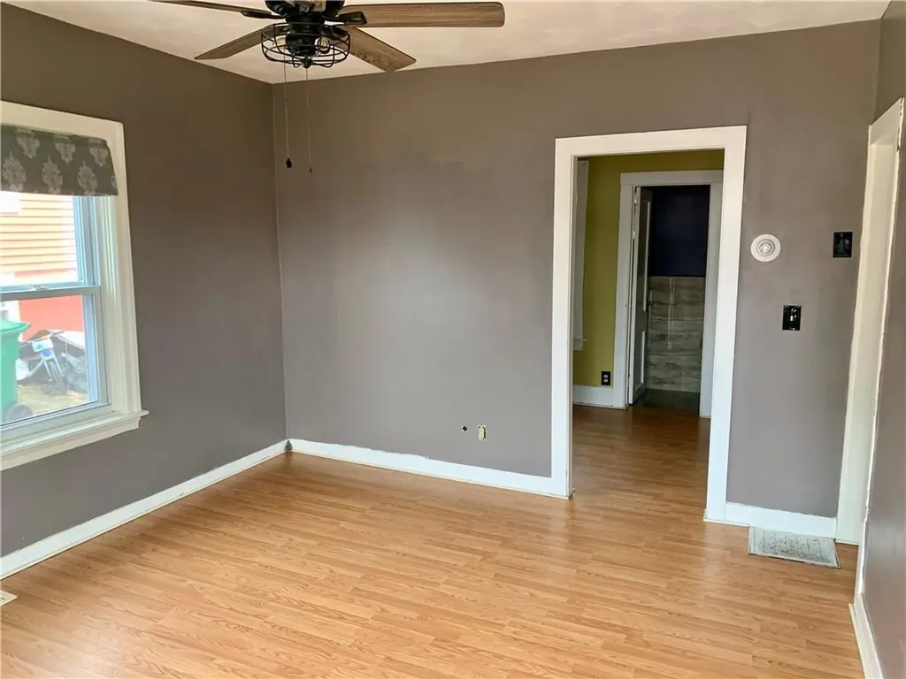 144 Aborn Avenue Warwick RI 02888