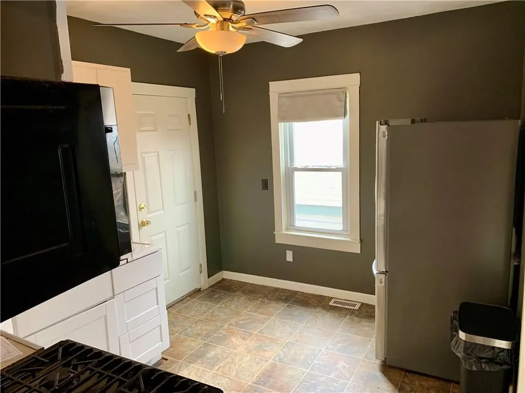 144 Aborn Avenue Warwick RI 02888
