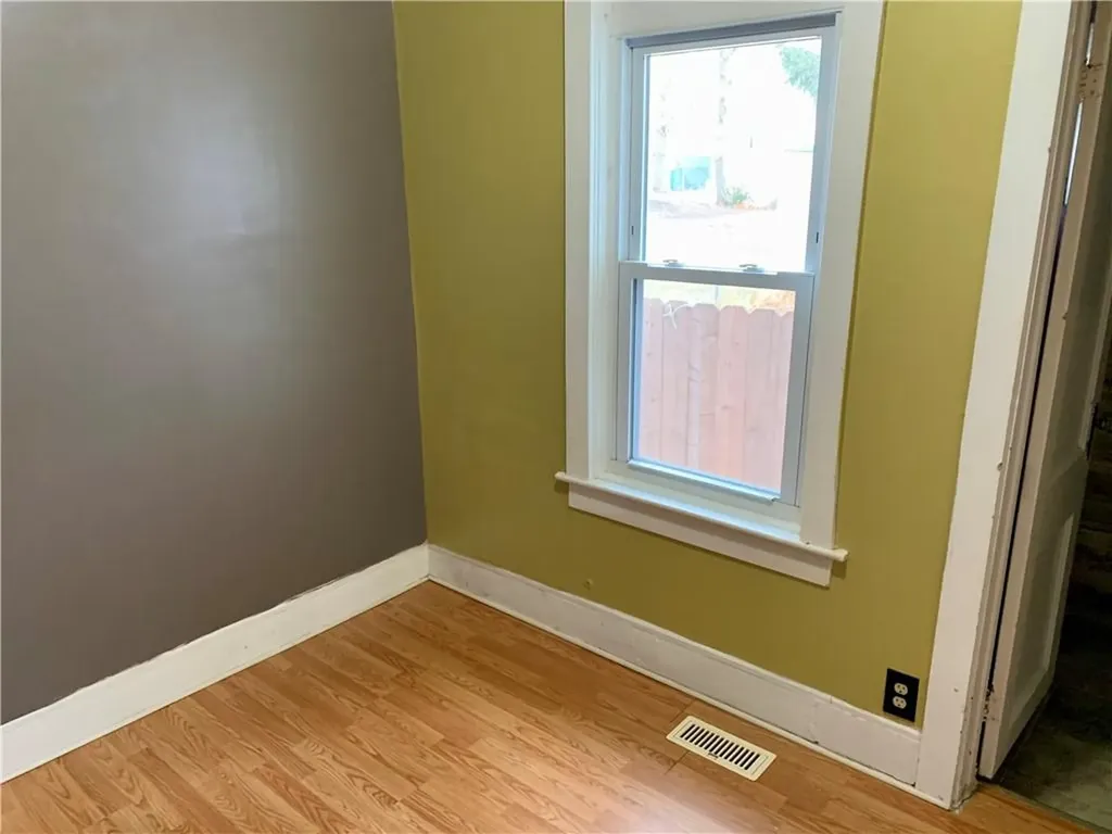 144 Aborn Avenue Warwick RI 02888