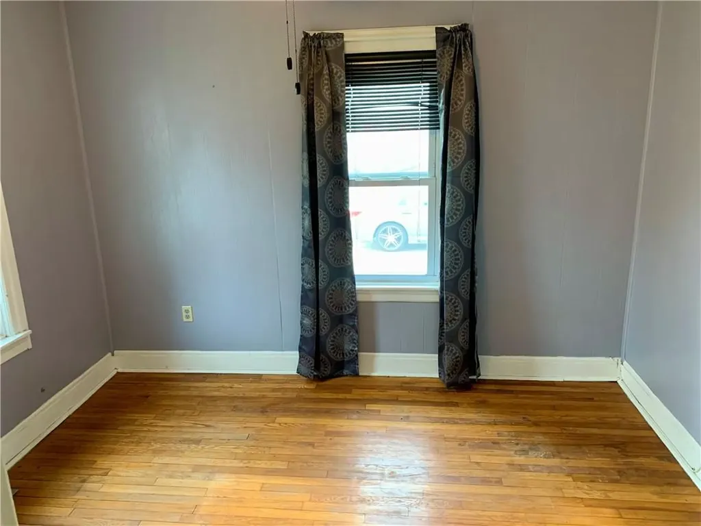 144 Aborn Avenue Warwick RI 02888