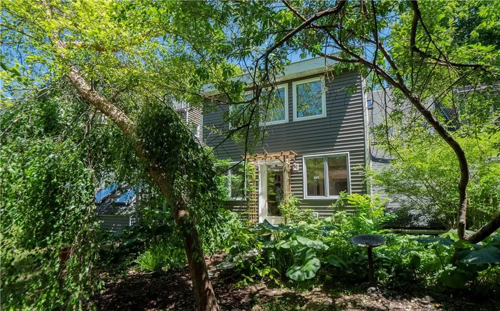 80 Cole Street Jamestown RI 02835