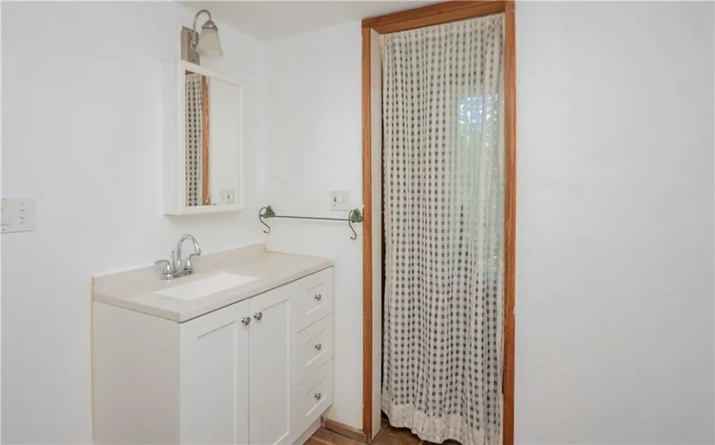 80 Cole Street Jamestown RI 02835