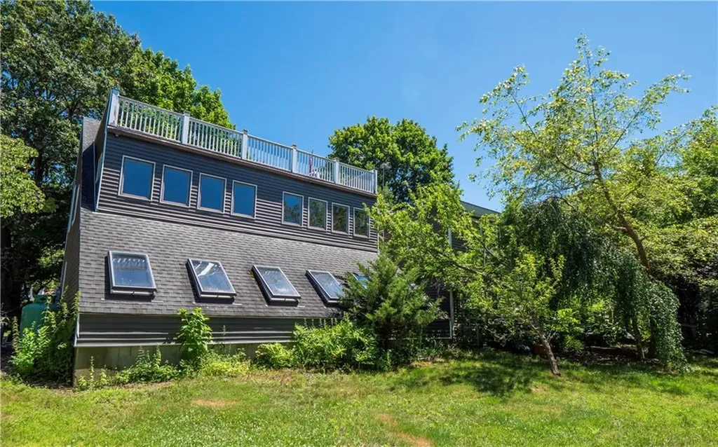 80 Cole Street Jamestown RI 02835