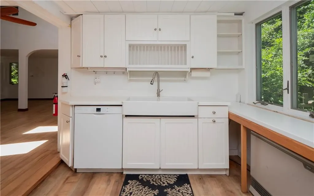 80 Cole Street Jamestown RI 02835