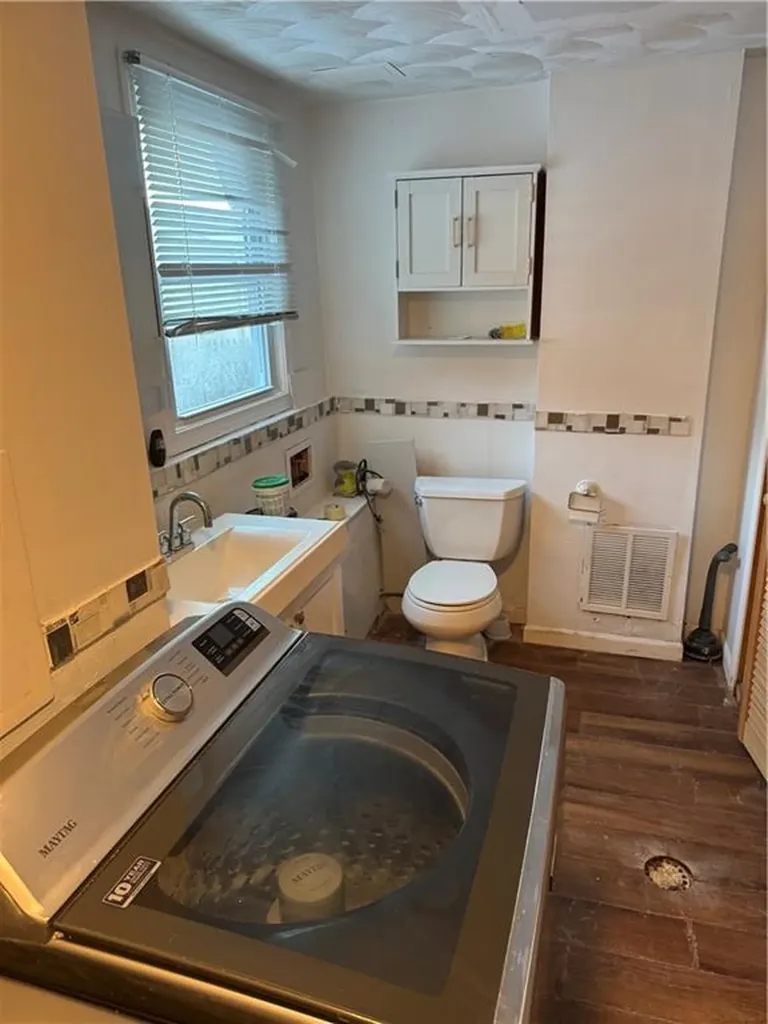 10 Linda Court Providence RI 02904