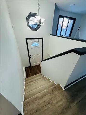 10 Linda Court Providence RI 02904