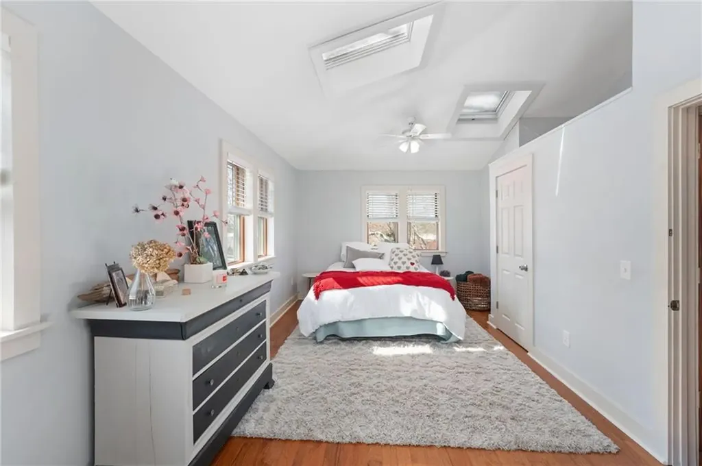5 Beacon Street Westerly RI 02891