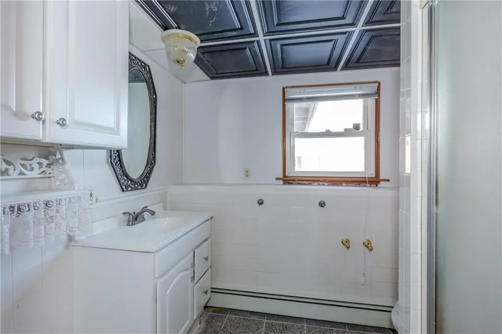 29 Jacksonia Drive North Providence RI 02911