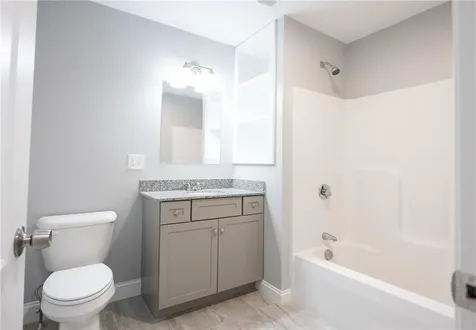 11 Gray Coach Lane Cranston RI 02921