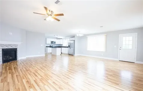 11 Gray Coach Lane Cranston RI 02921