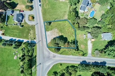 2388 Main Road Tiverton RI 02878