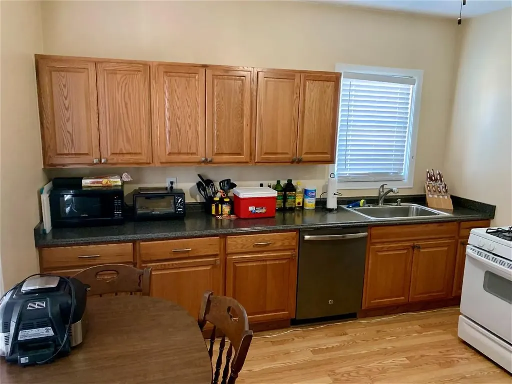 361 Sayles Street Providence RI 02905