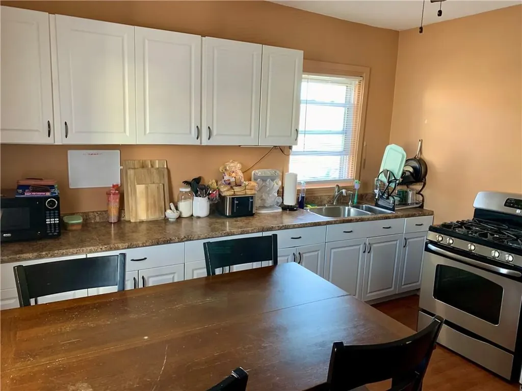 361 Sayles Street Providence RI 02905