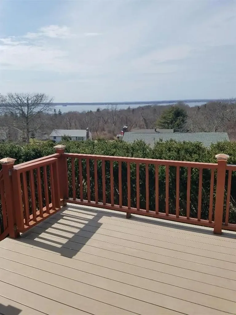 29 Algonquin Drive Middletown RI 02842