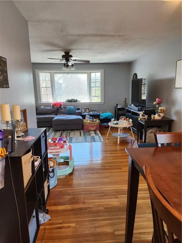 29 Algonquin Drive Middletown RI 02842