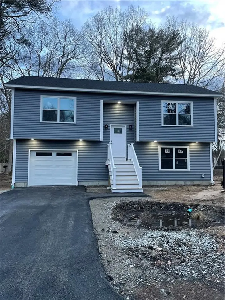 24 Bailey Drive West Greenwich RI 02817