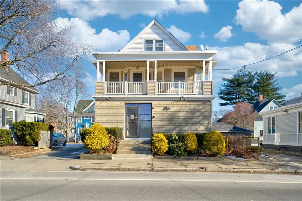 1594 1596 Broad Street Cranston RI 02905