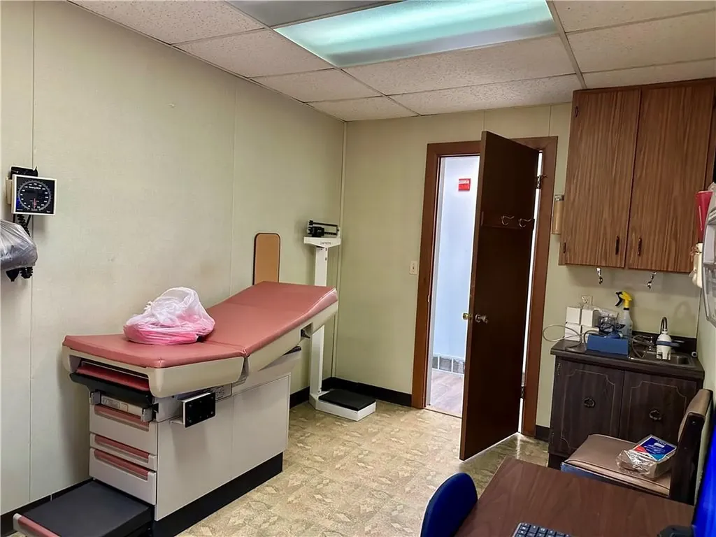 1594 1596 Broad Street Cranston RI 02905