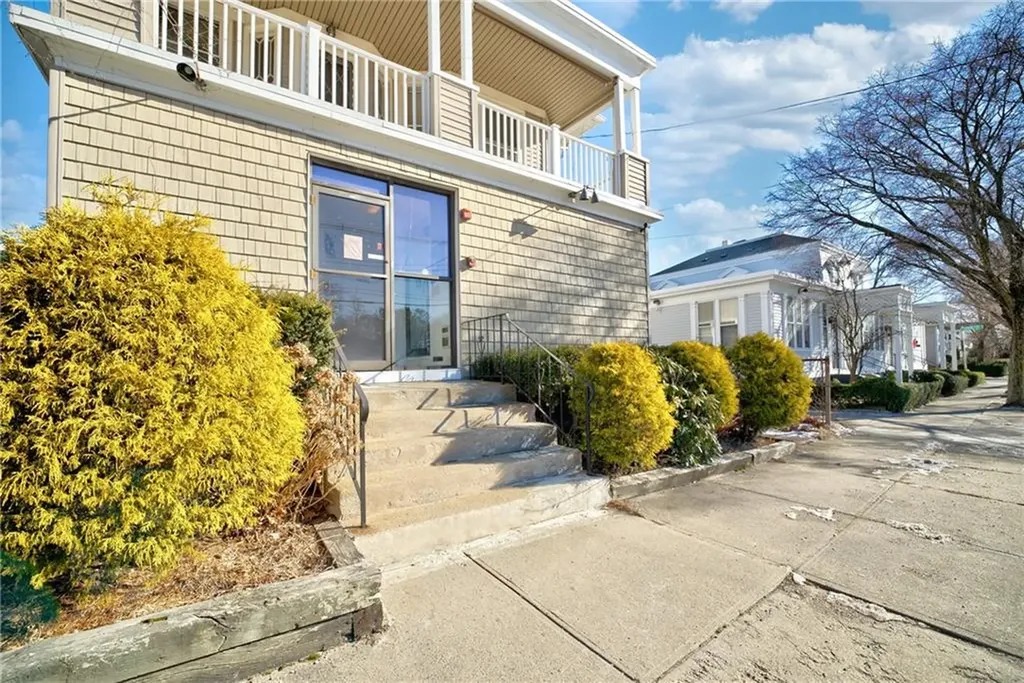 1594 1596 Broad Street Cranston RI 02905