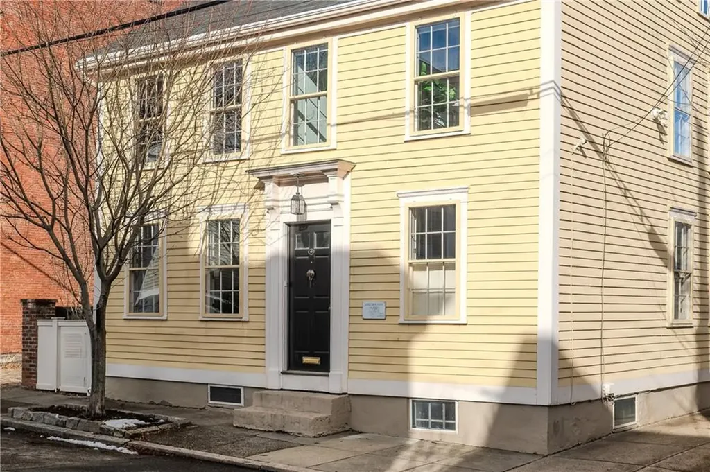 142 Transit Street Providence RI 02906