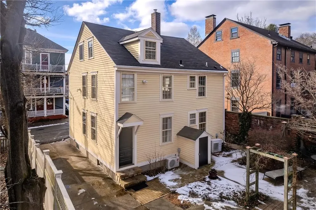 142 Transit Street Providence RI 02906
