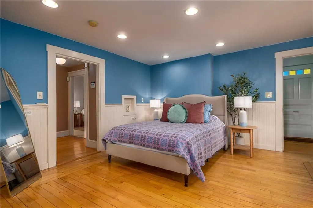 142 Transit Street Providence RI 02906