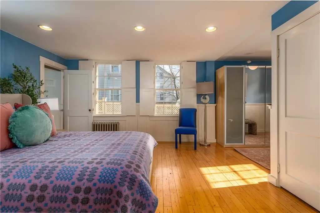 142 Transit Street Providence RI 02906