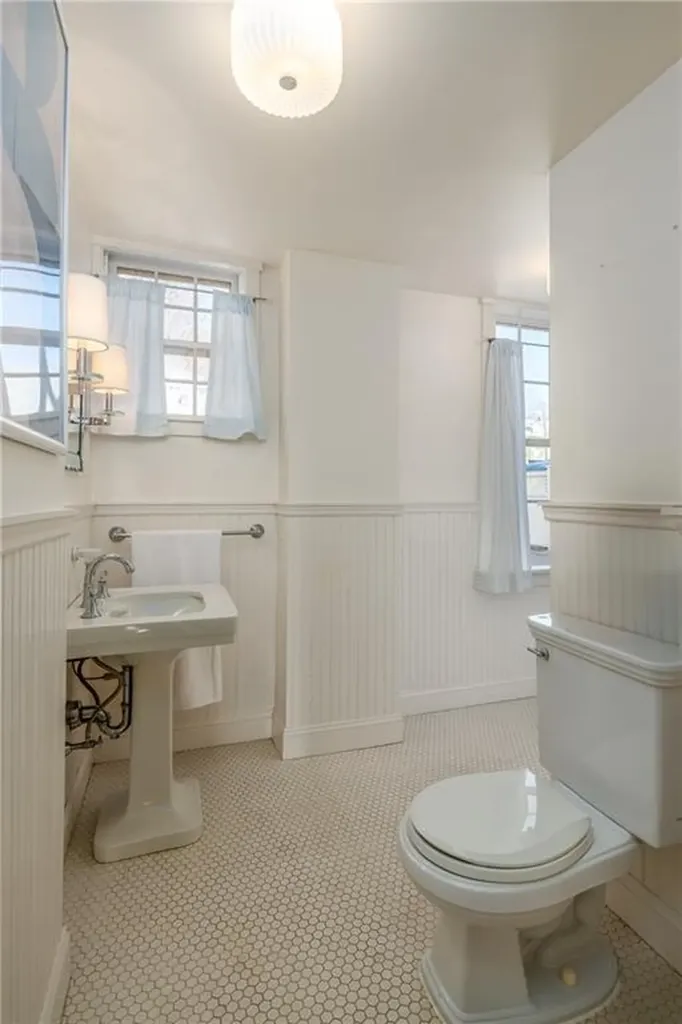 142 Transit Street Providence RI 02906