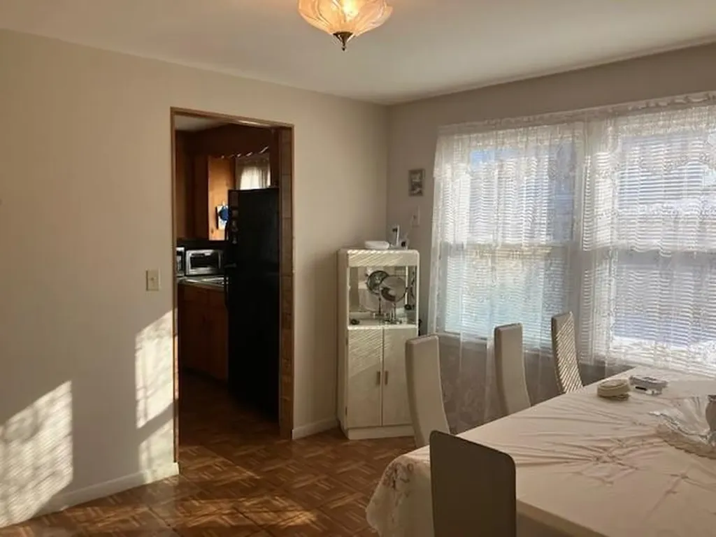 218 Glenwood Avenue Pawtucket RI 02860