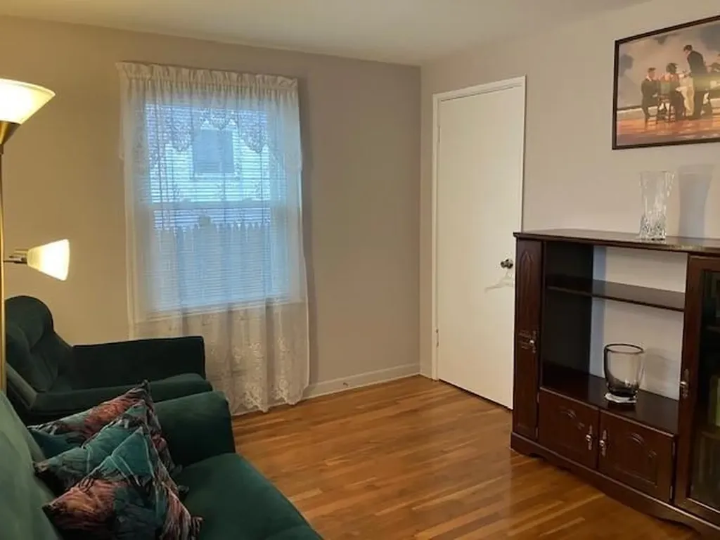 218 Glenwood Avenue Pawtucket RI 02860