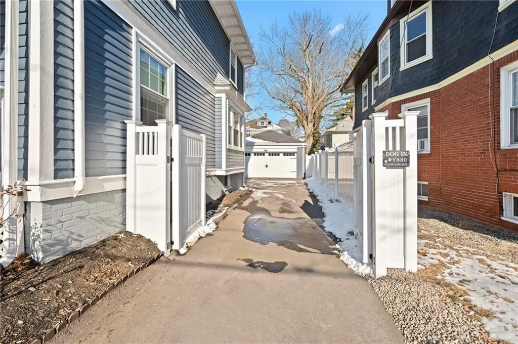 55 Circuit Drive Cranston RI 02905