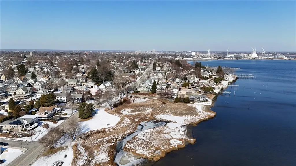 55 Circuit Drive Cranston RI 02905