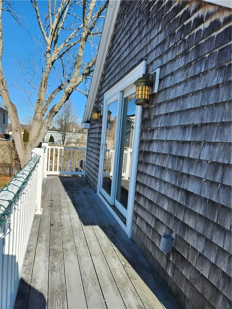 8 A Atlantic Avenue Narragansett RI 02882