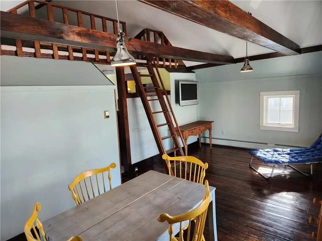 8 A Atlantic Avenue Narragansett RI 02882