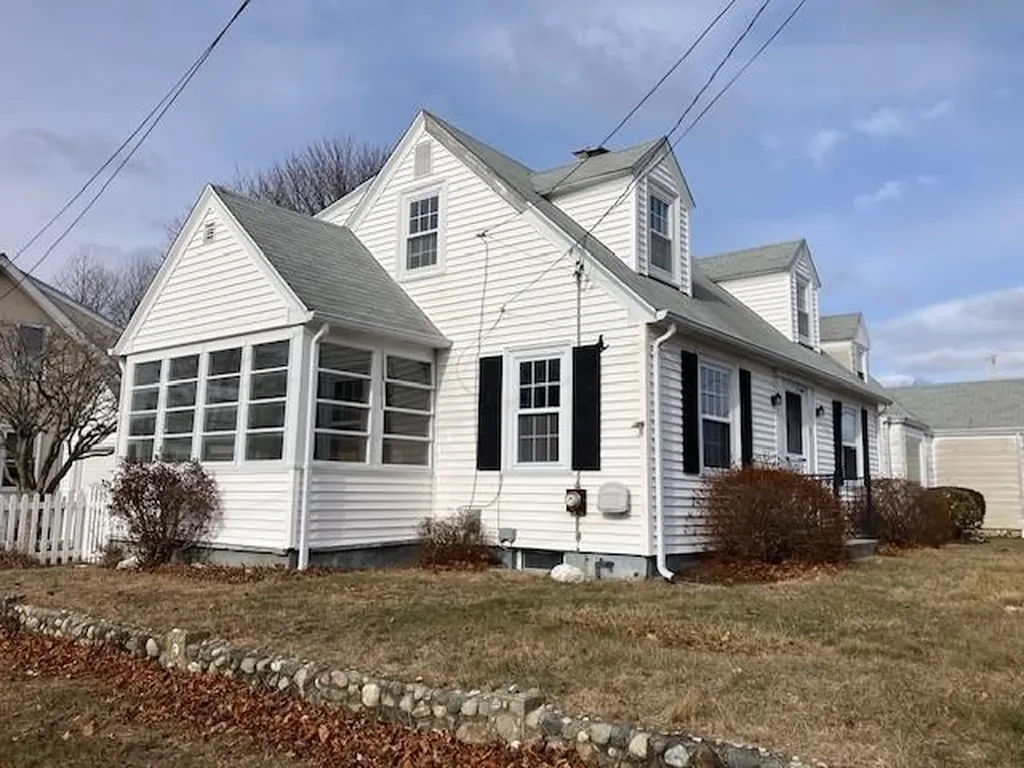 43 Gaspee Point Drive Warwick RI 02888