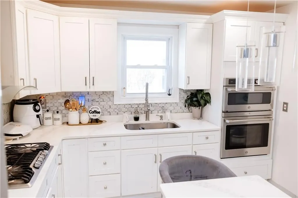 174 Salina Street Providence RI 02908