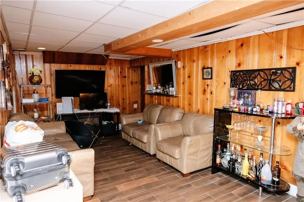 174 Salina Street Providence RI 02908