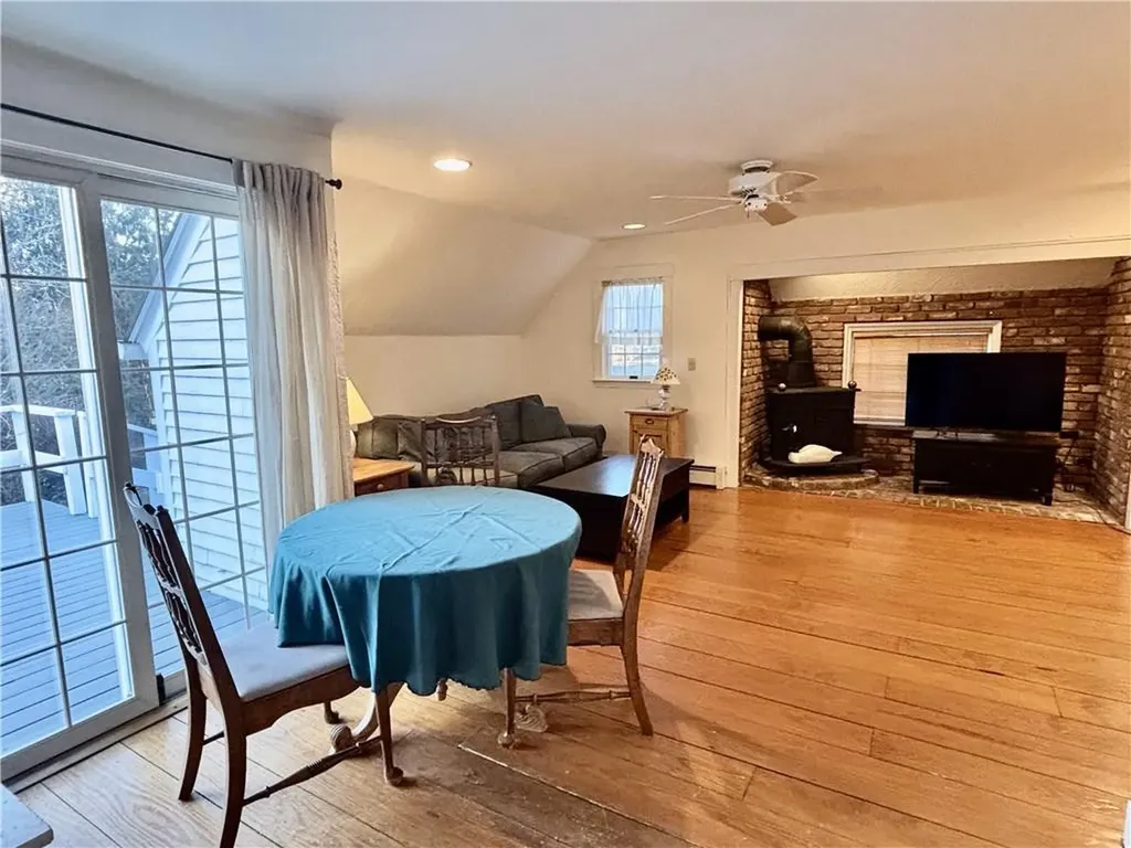 341 Spring Green Road Warwick RI 02888