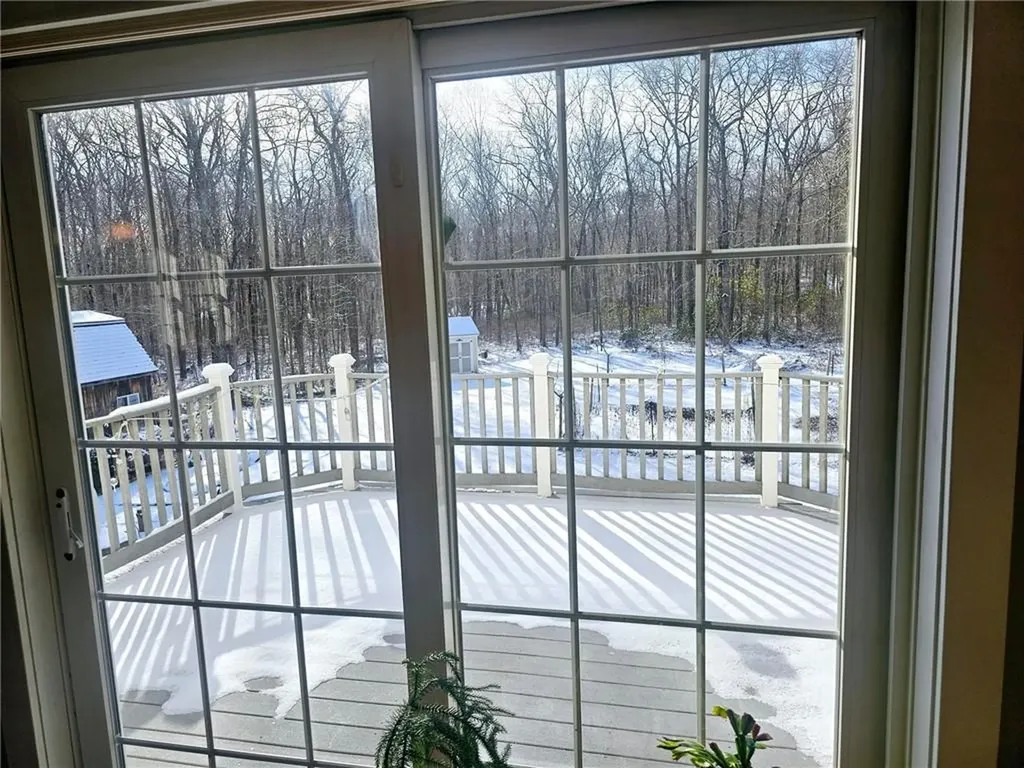 171 Stubtown Road Hopkinton RI 02833