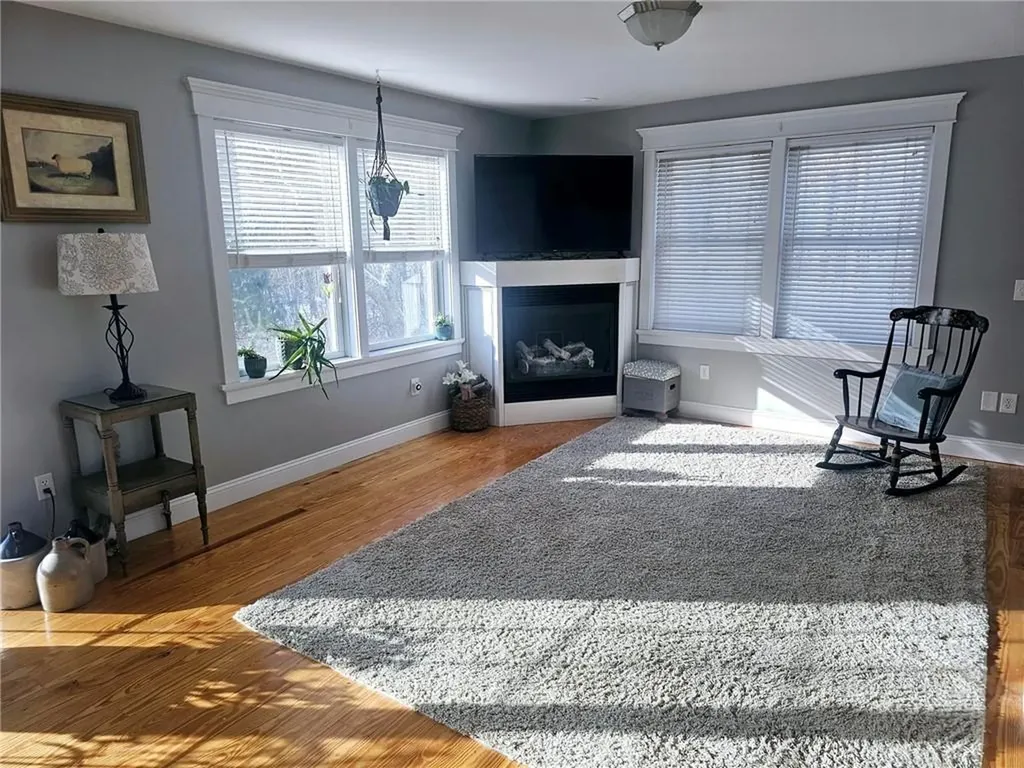 171 Stubtown Road Hopkinton RI 02833