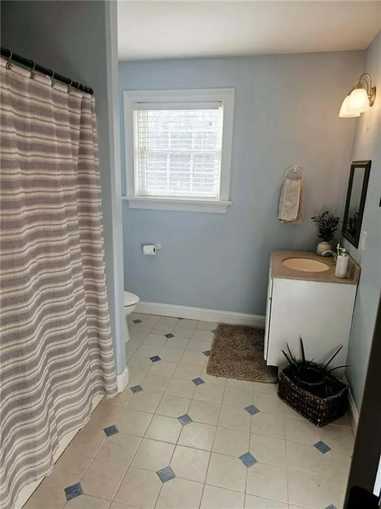 171 Stubtown Road Hopkinton RI 02833
