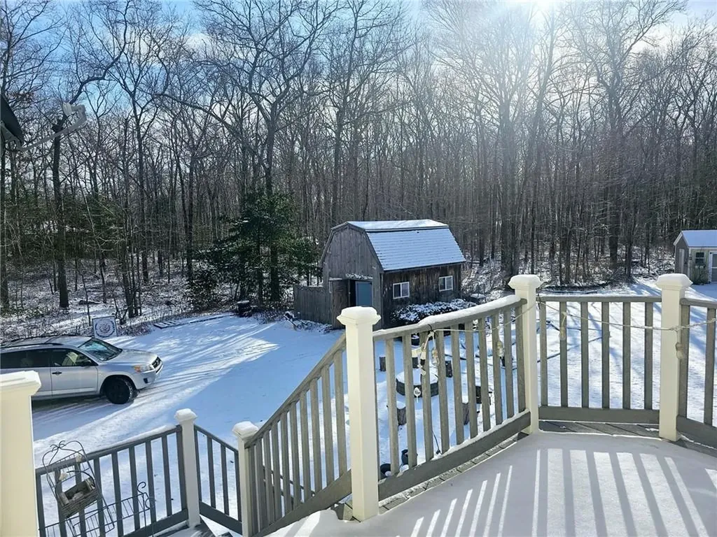 171 Stubtown Road Hopkinton RI 02833