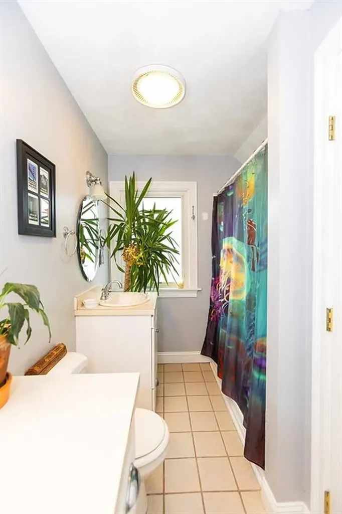 202 Rochambeau Avenue Providence RI 02906