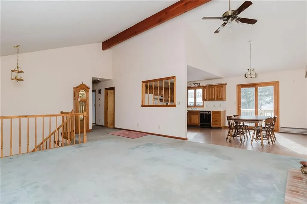 121 Kenyon Road Tiverton RI 02878